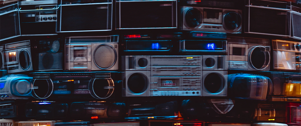 Build Docker images faster using build cache banner